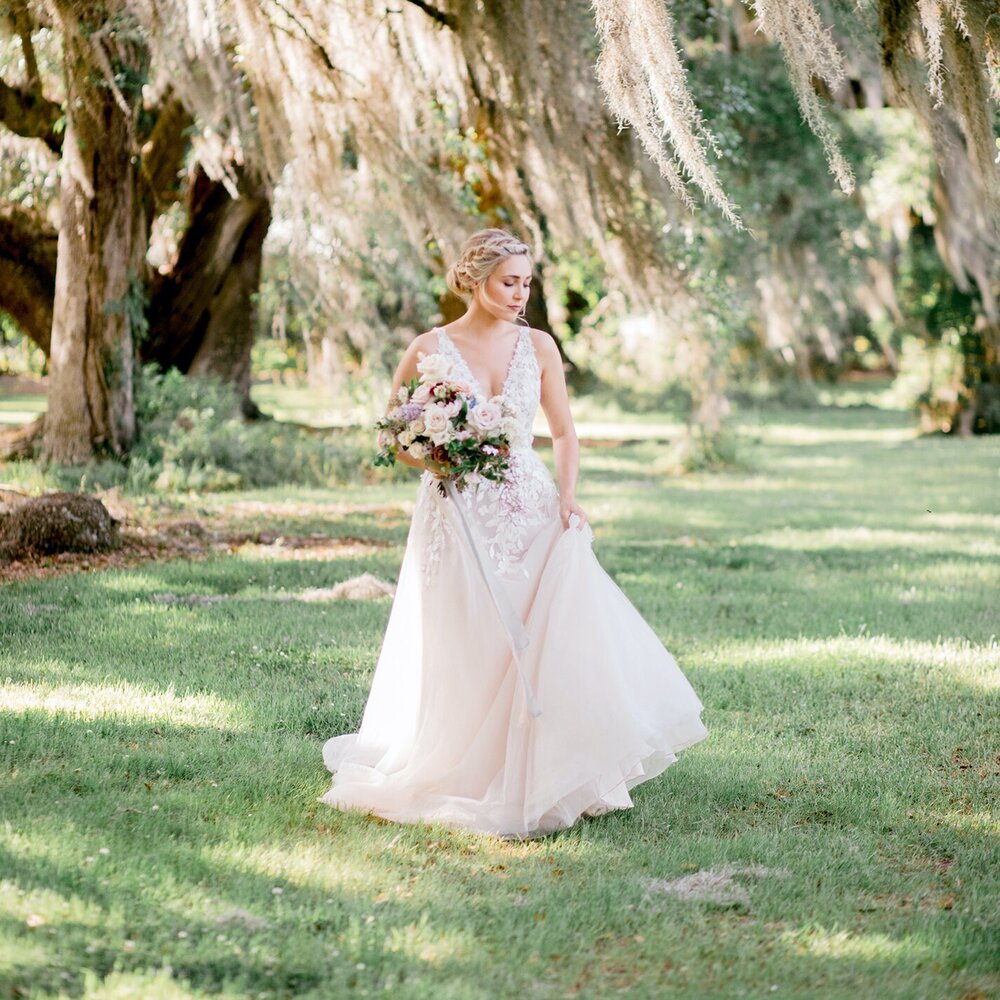 Romantic Spring Charleston South Carolina Wedding Inspiration 
