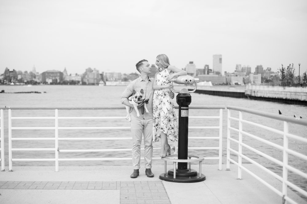 Cityscape Engagement Session In Jersey City &amp; Hoboken