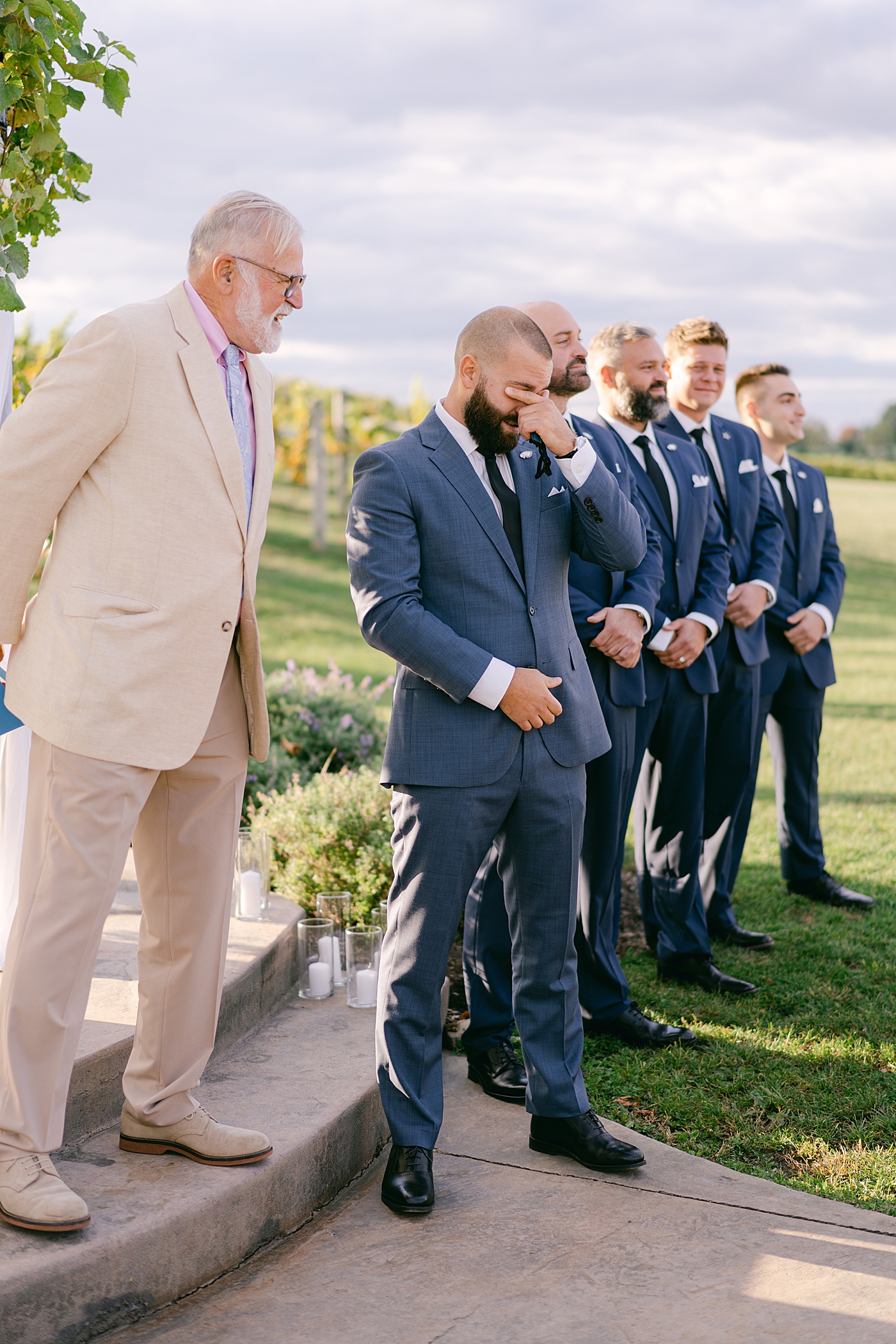 Wedding ceremony at Folino Estate | Photo by Hope Helmuth Photography
