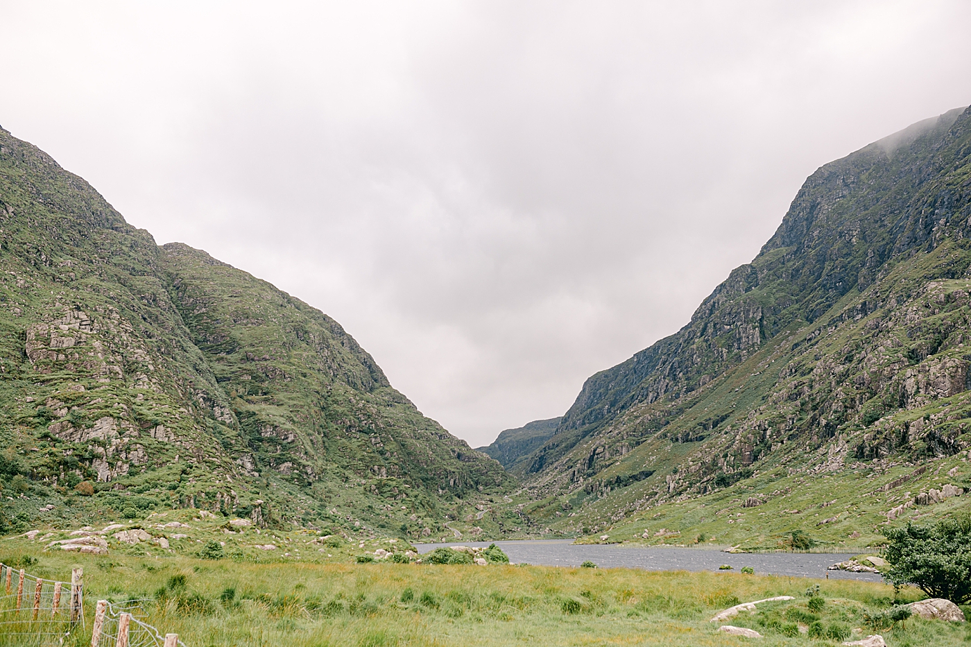 A small river in Ireland | Photo by Destination Wedding Photographer Hope Helmuth