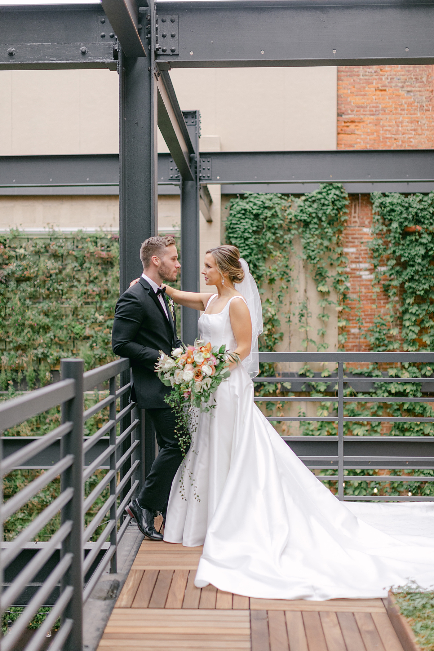 Bride and groom portraits on a terrace | Excelsior PA Wedding Photography by Hope Helmuth Photography