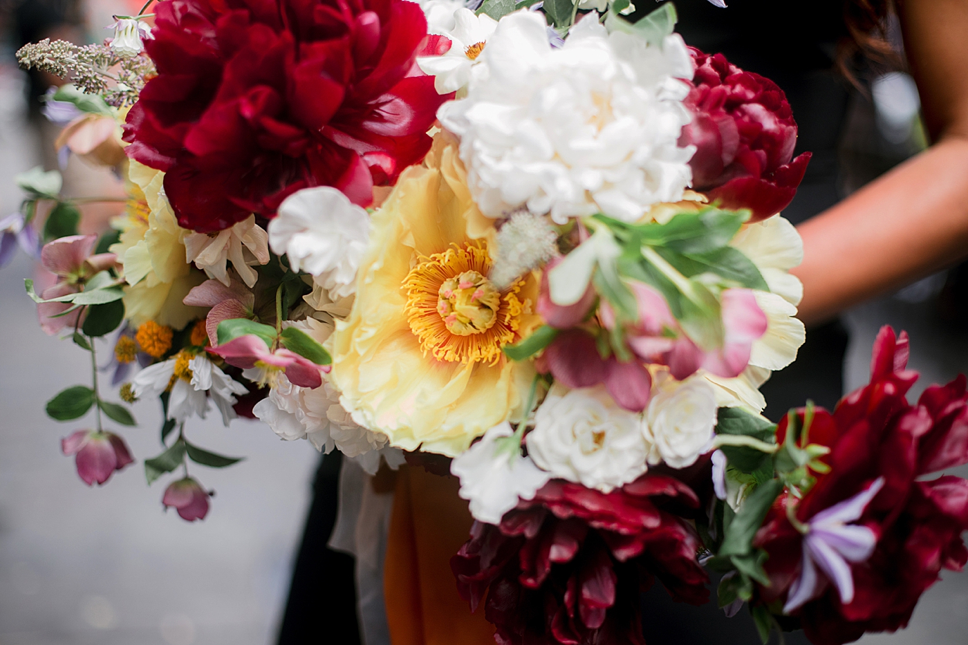 Brightly colored bouquet | Photo by Hope Helmuth Photography