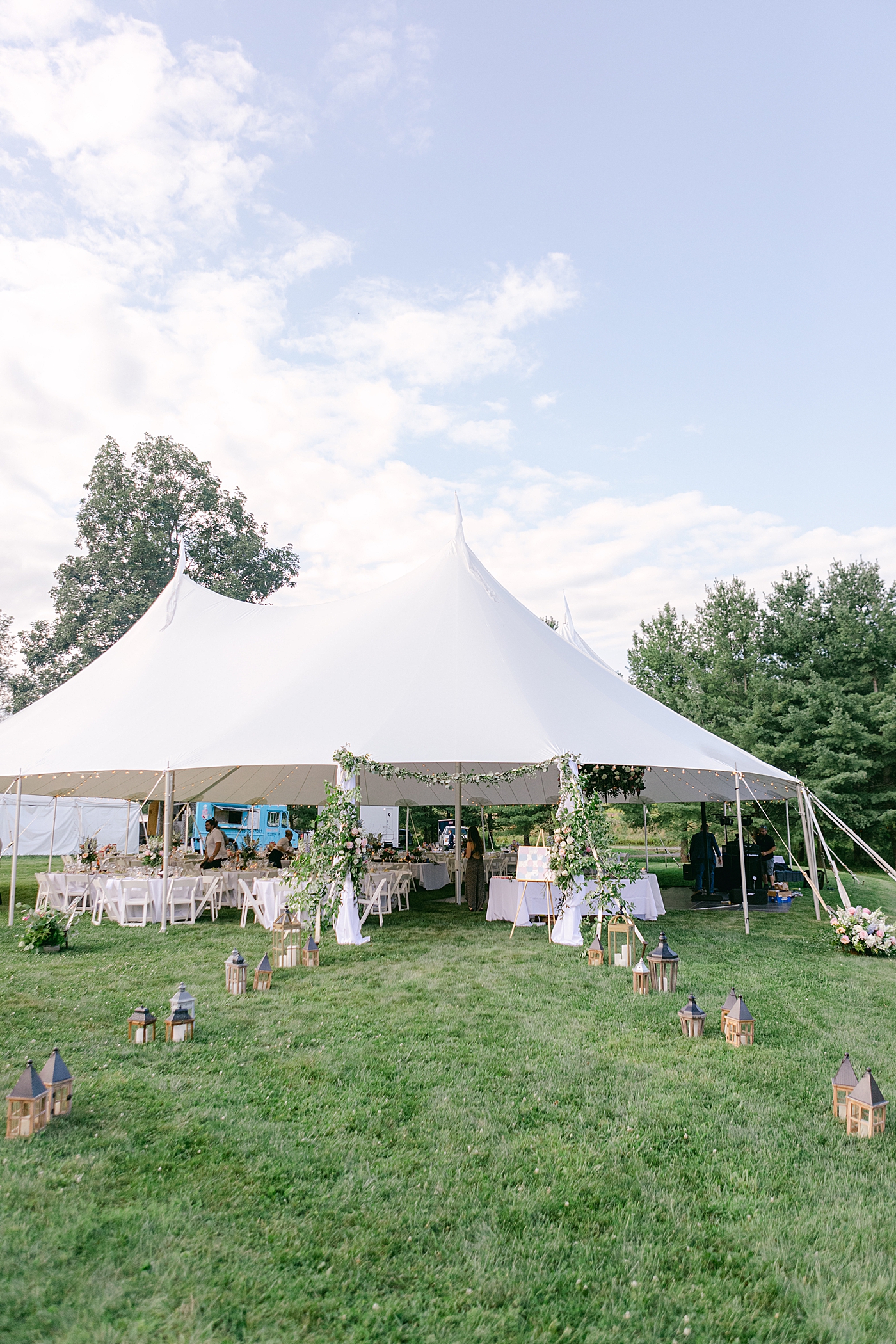 Tent during wedding reception | Image by Hope Helmuth Photography