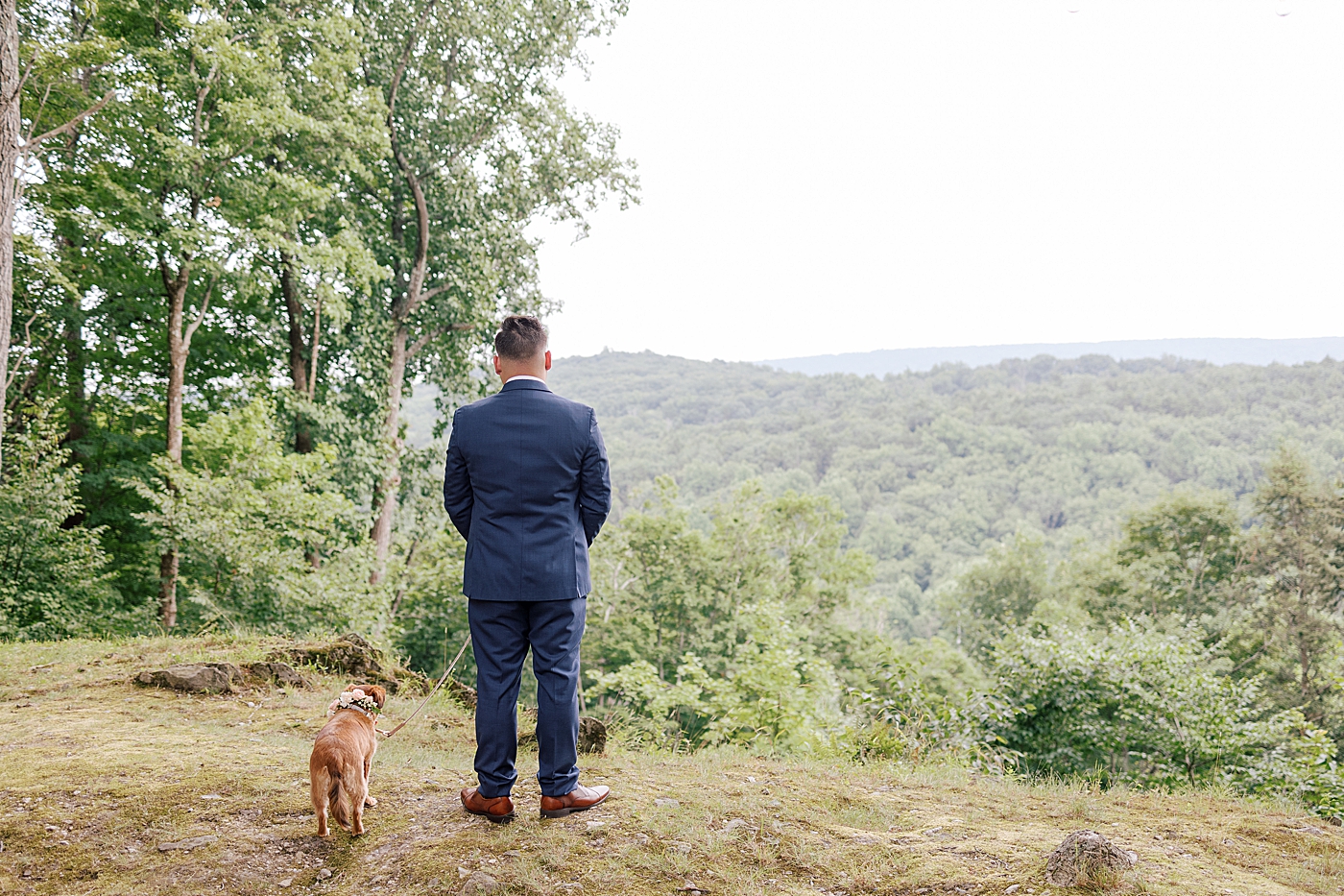 Groom and dog waiting for bride first look | Image by Hope Helmuth Photography 