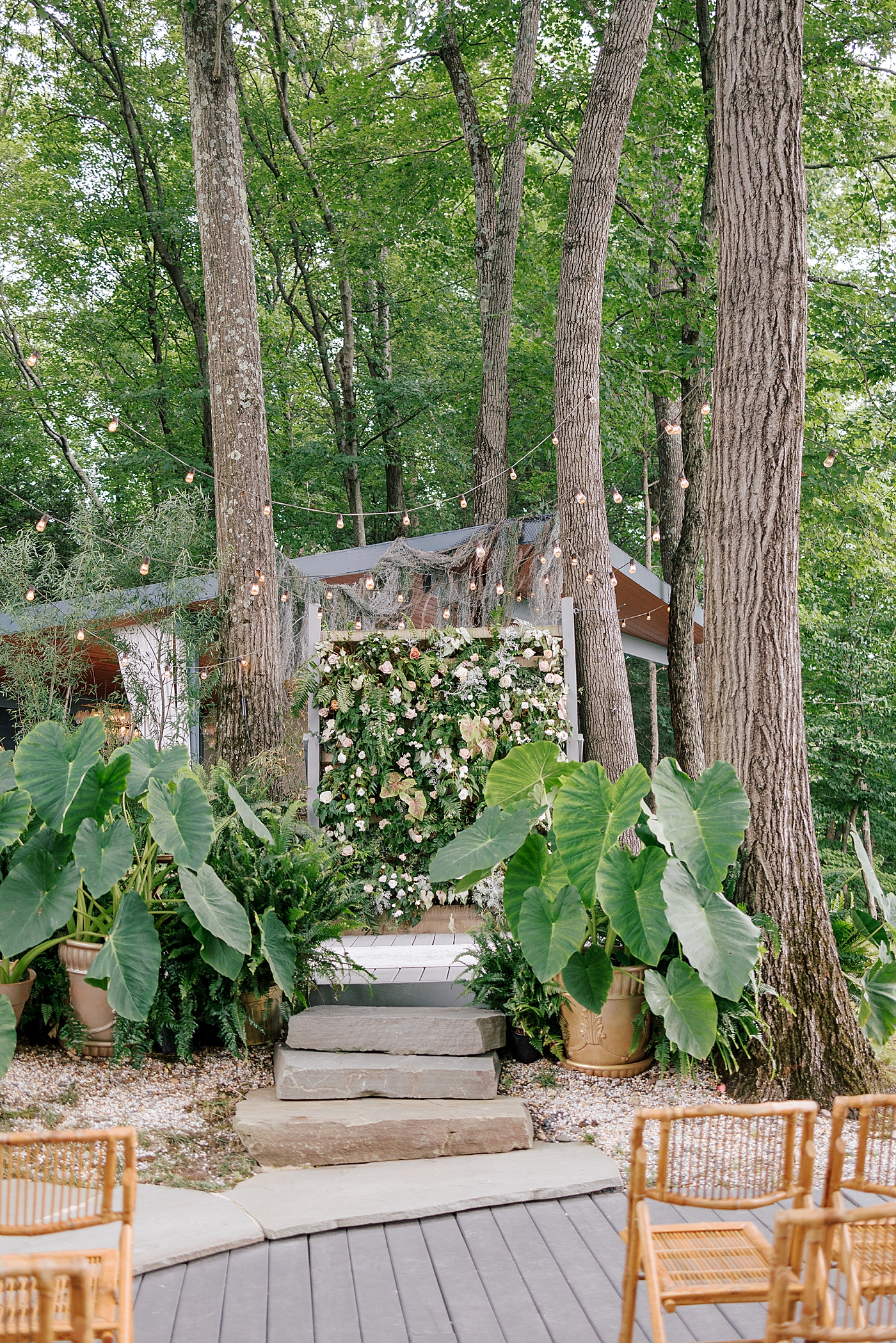 Ceremony location during Promise Ridge Wedding | Image by Hope Helmuth Photography 