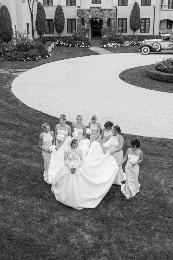 Classic-Waterfront-Tented-Wedding-hope-helmuth-18