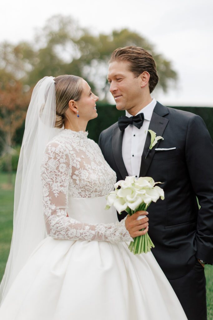 Classic-Waterfront-Tented-Wedding-hope-helmuth-24