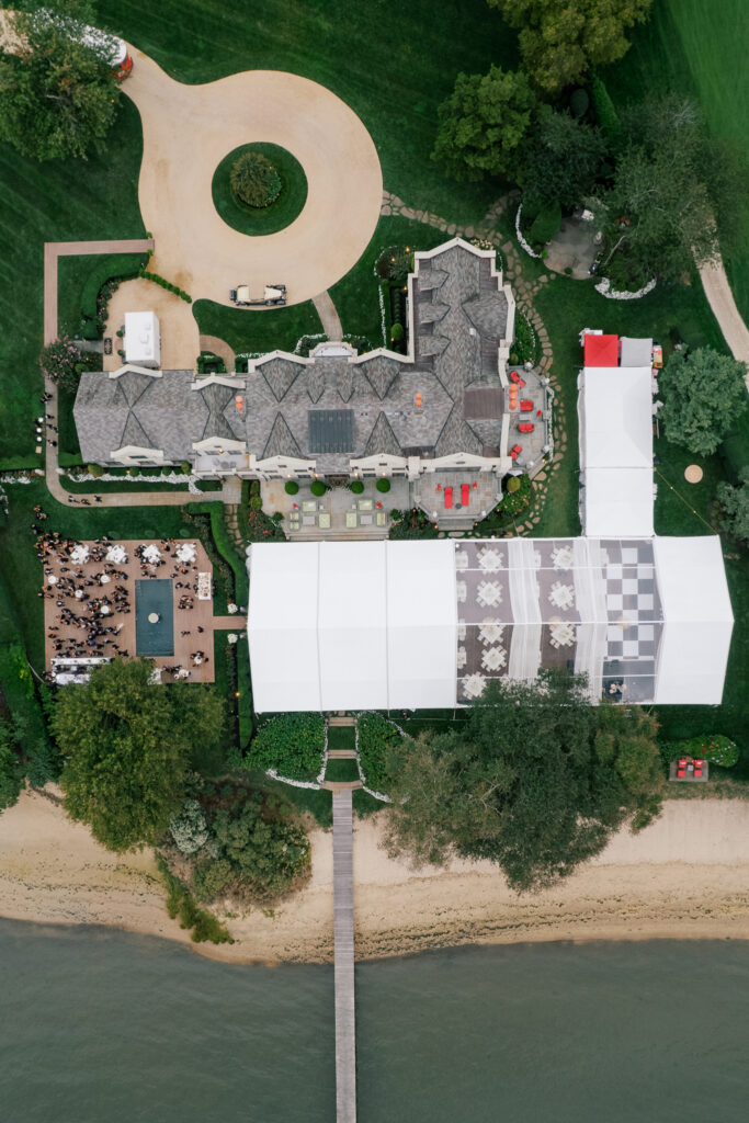 Classic-Waterfront-Tented-Wedding-hope-helmuth-68