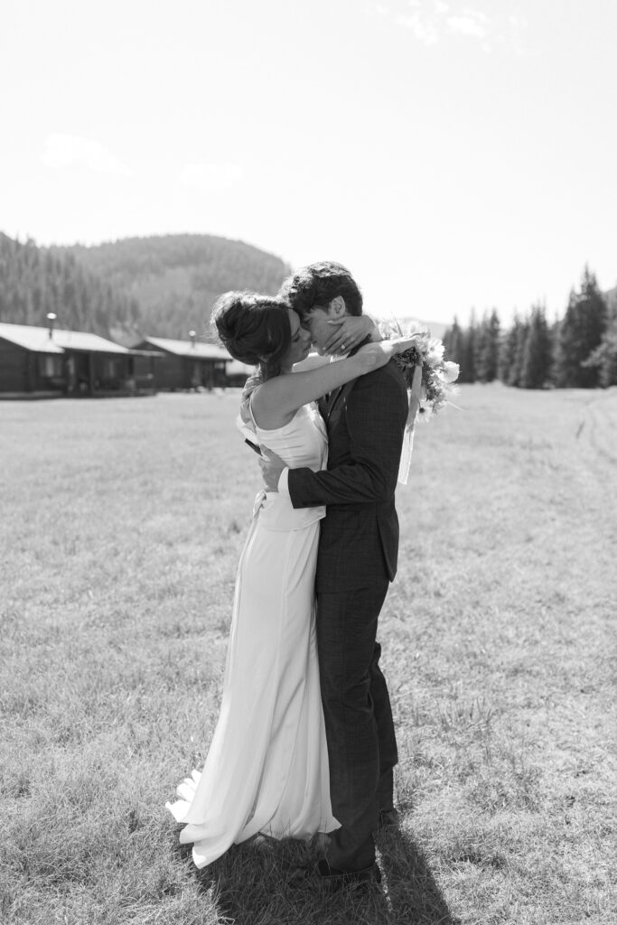 big-sky-montana-wedding-320-guest-ranch-photographer-105