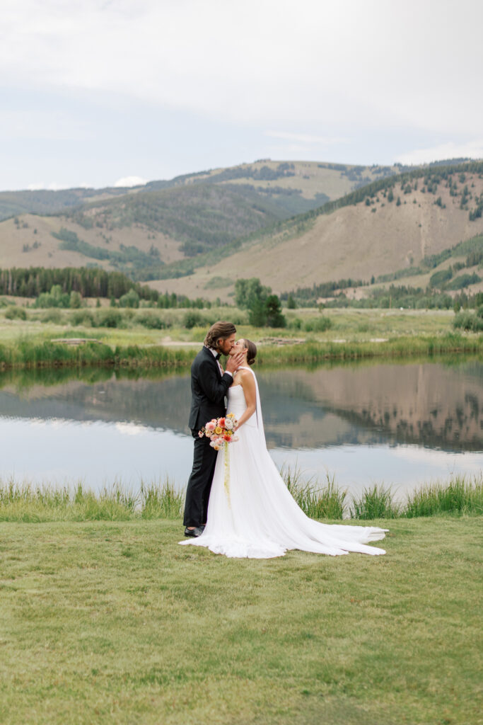 colorado-wedding-photographer-camp-hale-vail-10 rocky mountain wedding photos