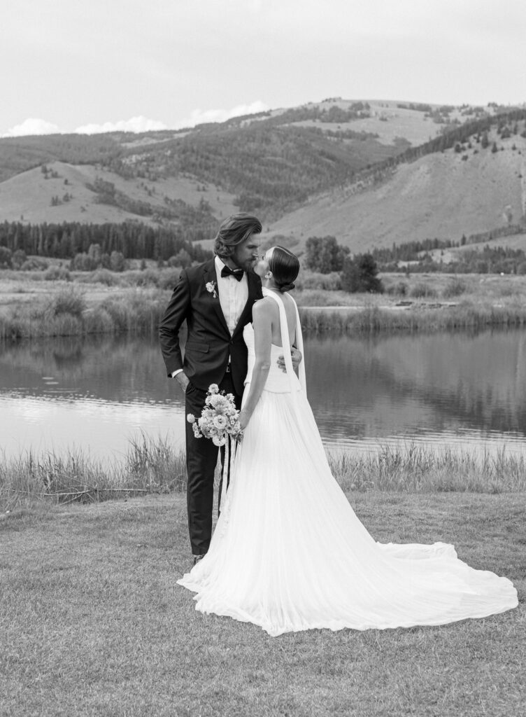 colorado-wedding-photographer-camp-hale-vail-33