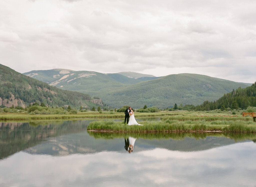 colorado-wedding-photographer-camp-hale-vail-35
