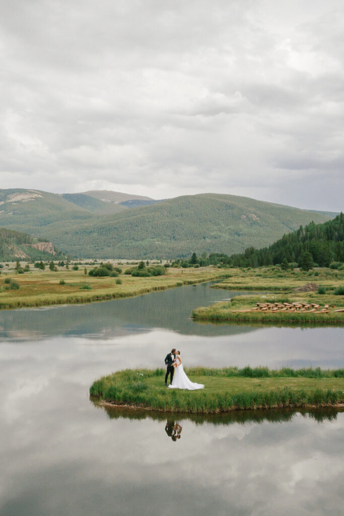 colorado-wedding-photographer-camp-hale-vail-37