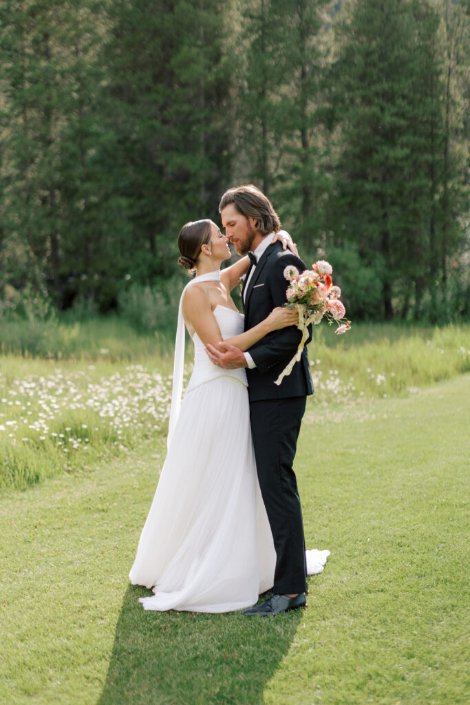 colorado-wedding-photographer-camp-hale-vail-41