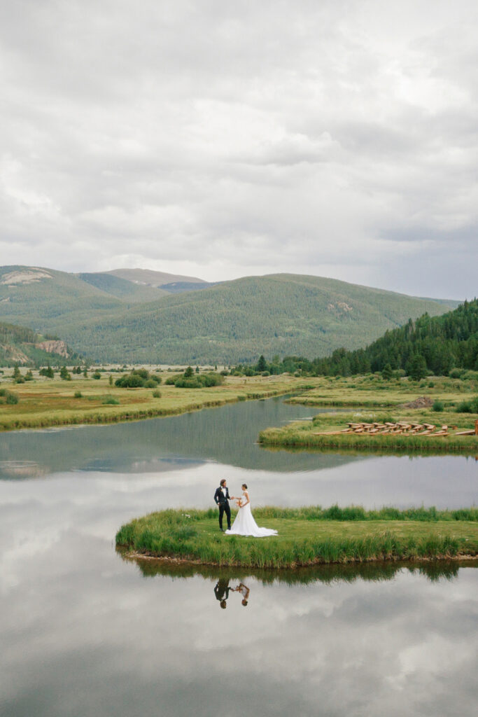 colorado-wedding-photographer-camp-hale-vail