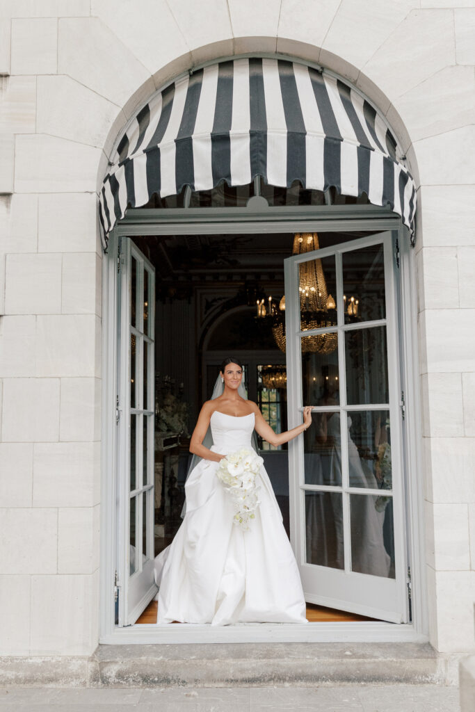 elkins-estate-wedding-photos-hope-helmuth-30