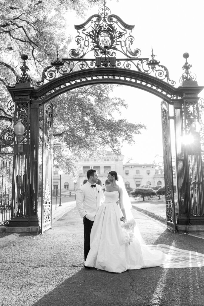 elkins-estate-wedding-photos-hope-helmuth-48