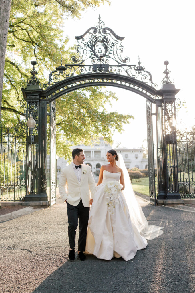 elkins-estate-wedding-photos-hope-helmuth-49