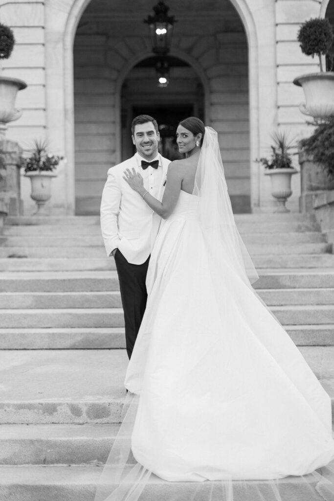 elkins-estate-wedding-photos-hope-helmuth-58