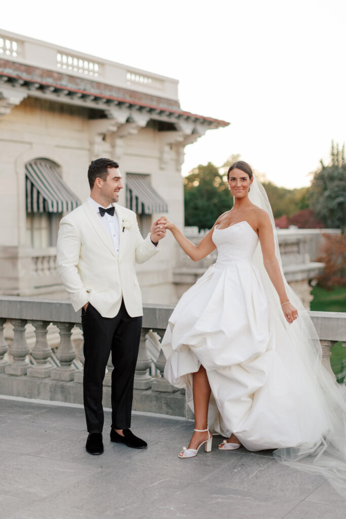 elkins-estate-wedding-photos-hope-helmuth-69