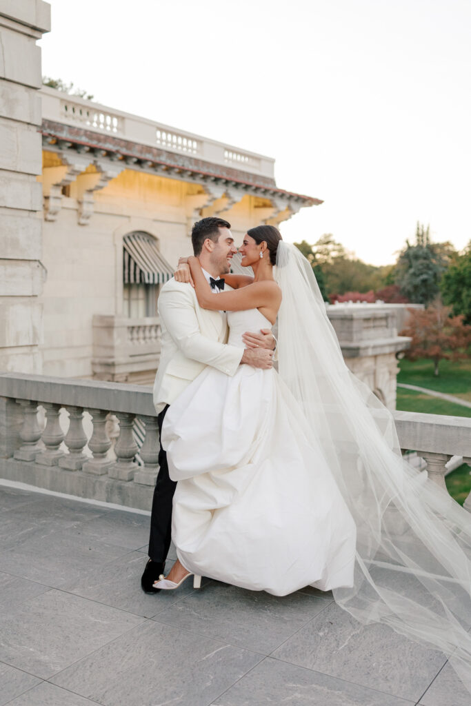 elkins-estate-wedding-photos-hope-helmuth-70