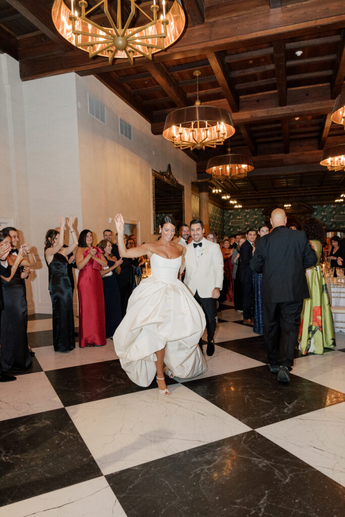 elkins-estate-wedding-photos-hope-helmuth-92