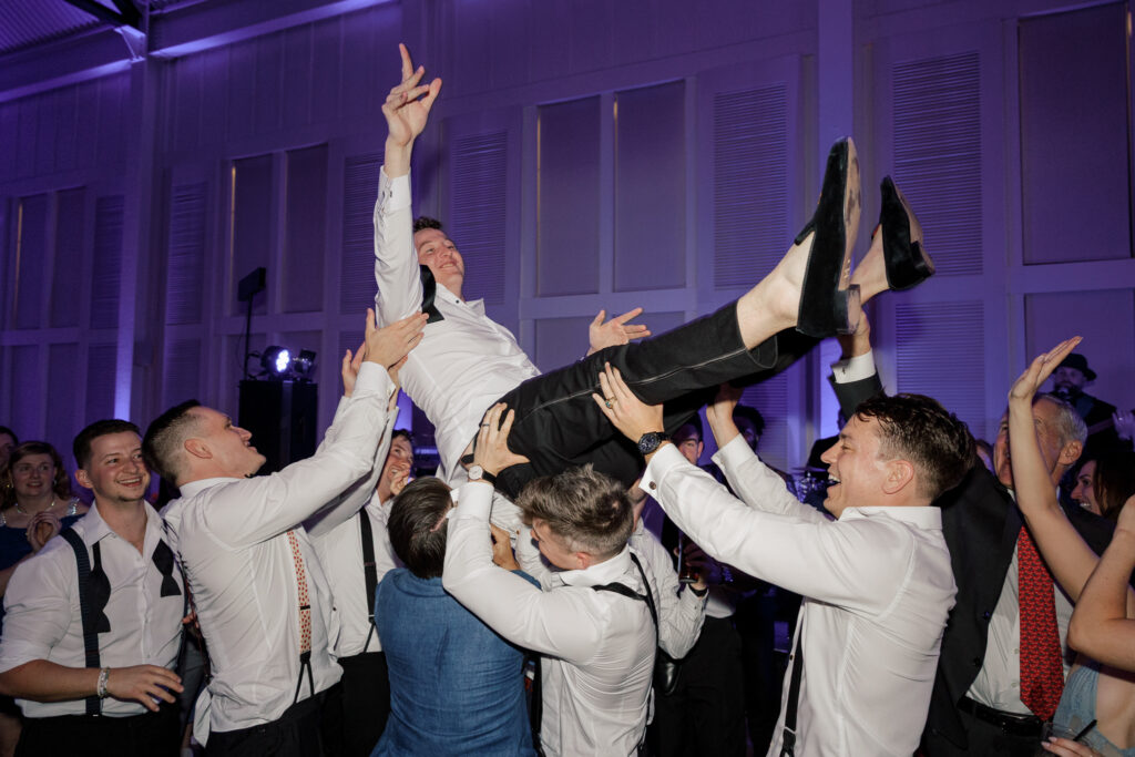 spring-wedding-inspiration-garden-florals-106