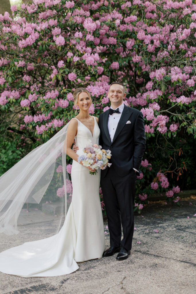 spring-wedding-inspiration-garden-florals-13