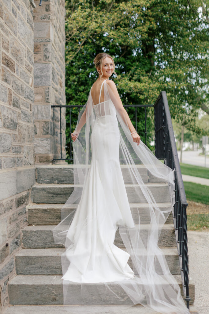 spring-wedding-inspiration-garden-florals-28