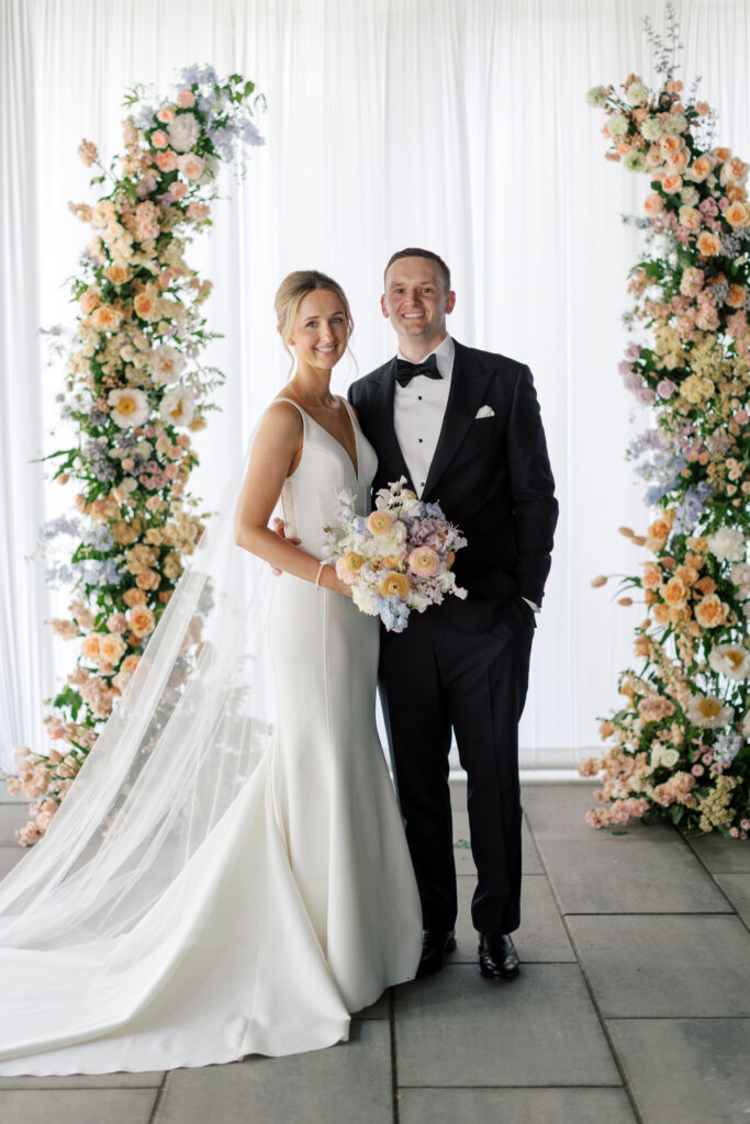 spring-wedding-inspiration-garden-florals-38