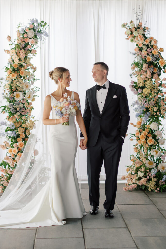 spring-wedding-inspiration-garden-florals-39