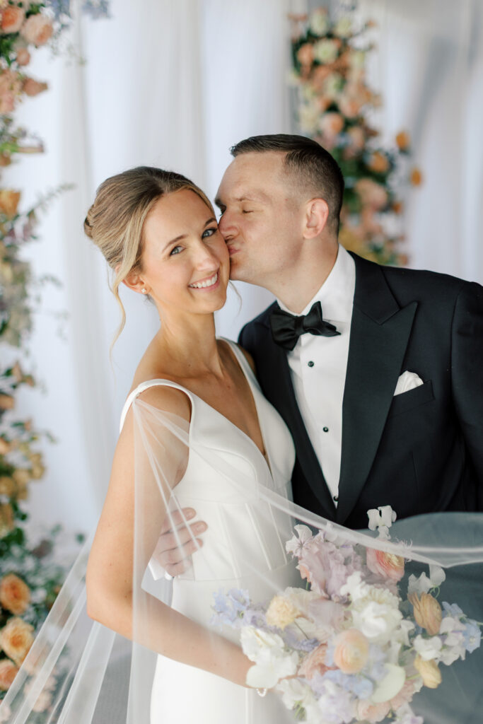 spring-wedding-inspiration-garden-florals-45