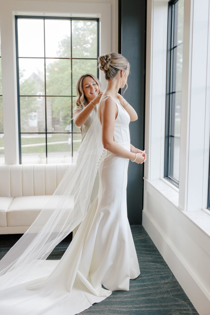 spring-wedding-inspiration-garden-florals-5