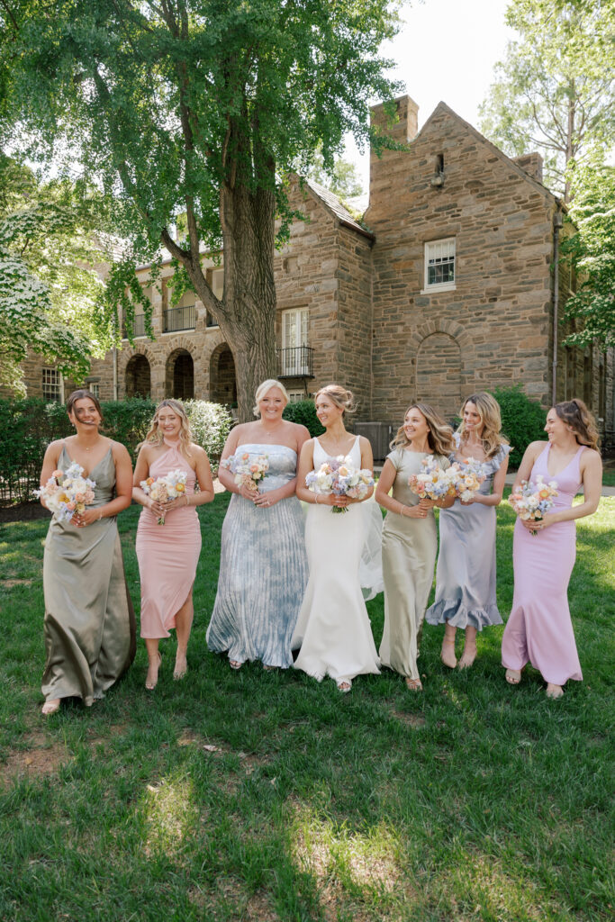 spring-wedding-inspiration-garden-florals-51