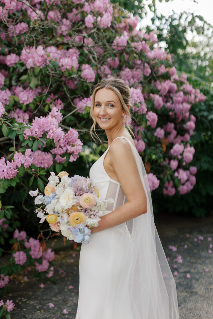 spring-wedding-inspiration-garden-florals-57