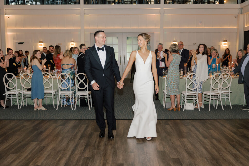 spring-wedding-inspiration-garden-florals-98